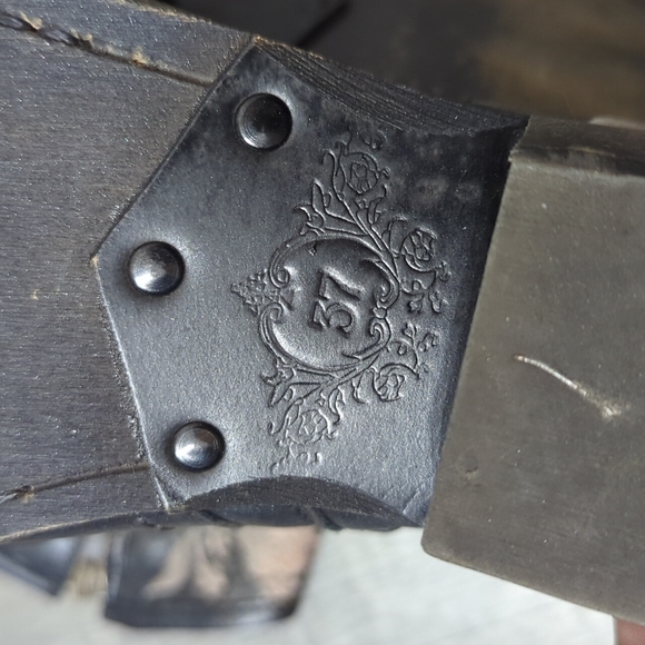 Taos Privilege Embroidered Boots - Picture 6 of 8